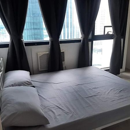 Spacious 2 Bedroom Unit With Pool Manila Dış mekan fotoğraf
