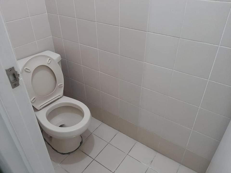 Spacious 2 Bedroom Unit With Pool Manila Dış mekan fotoğraf